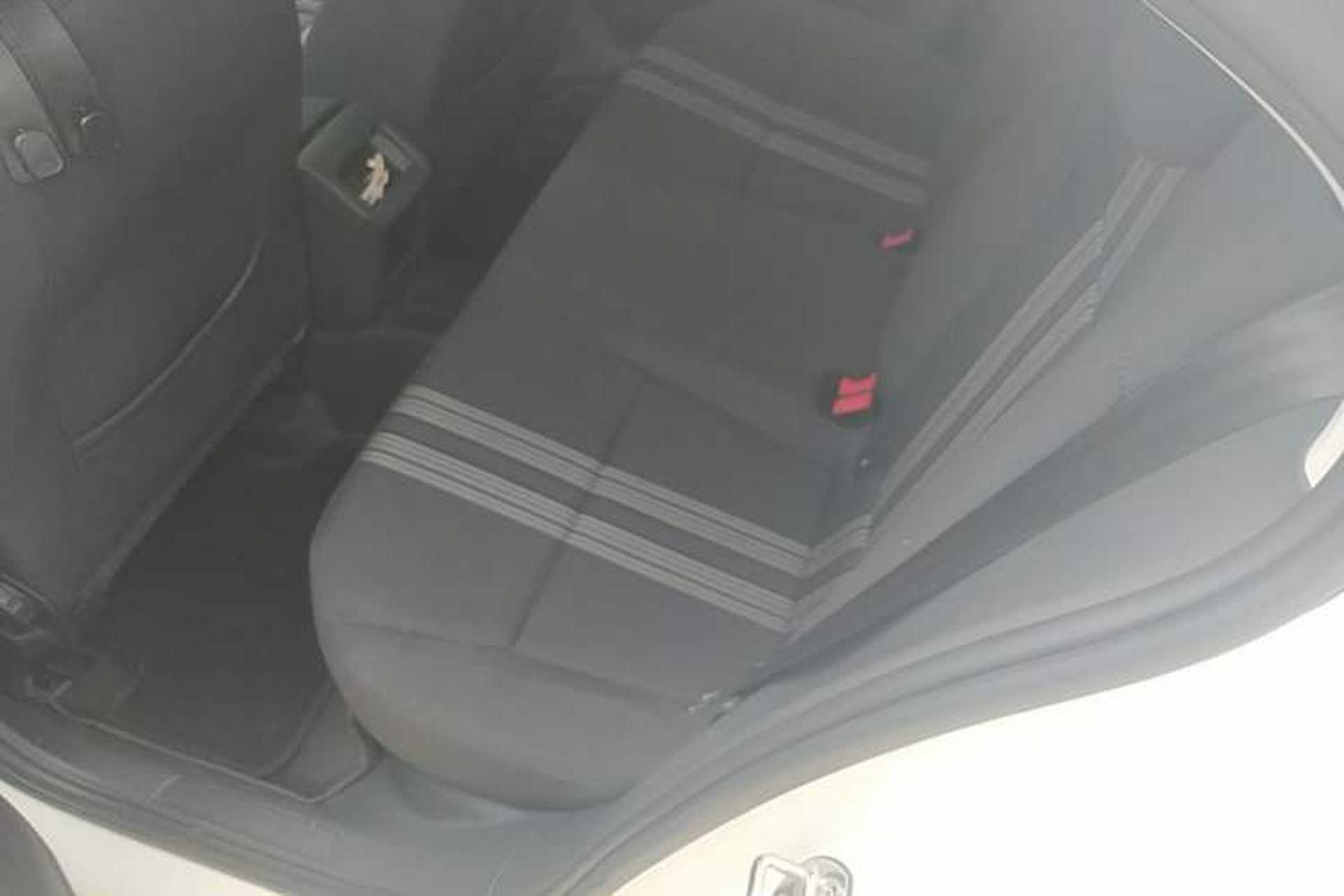 Used Volkswagen Lamando 2017 230TSI DSG Fashion Edition Left Rear Seat