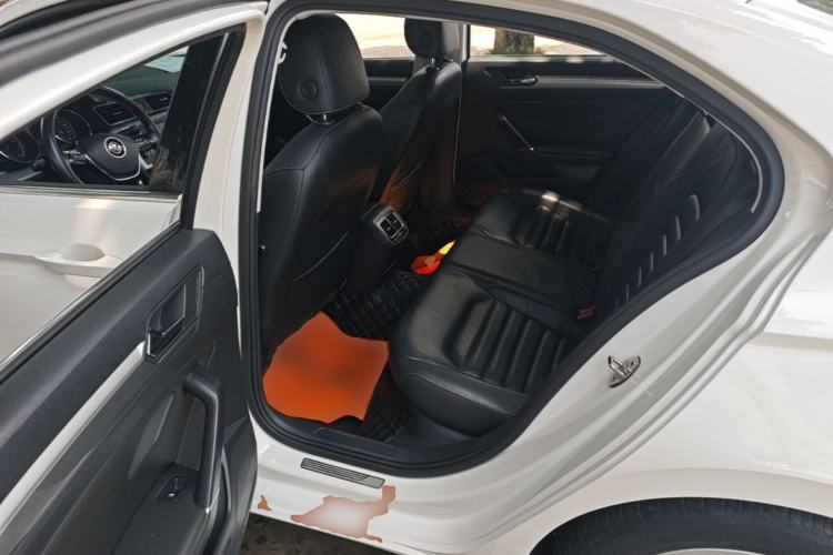 Used Volkswagen Lamando 2017 280TSI DSG Comfort Edition Left Rear Seat