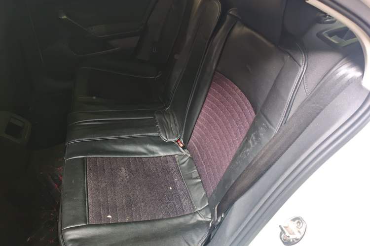Used Volkswagen Lamando 2017 230TSI Manual Trend Edition Left Rear Seat