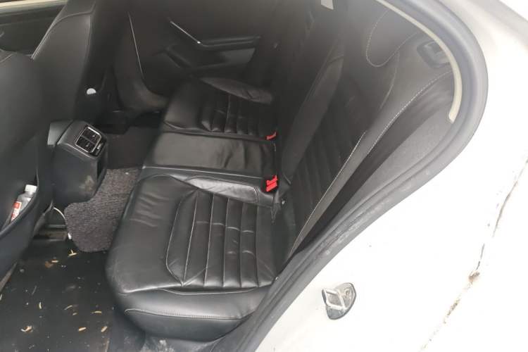 Used Volkswagen Lamando 2017 280TSI DSG Comfort Edition Left Rear Seat