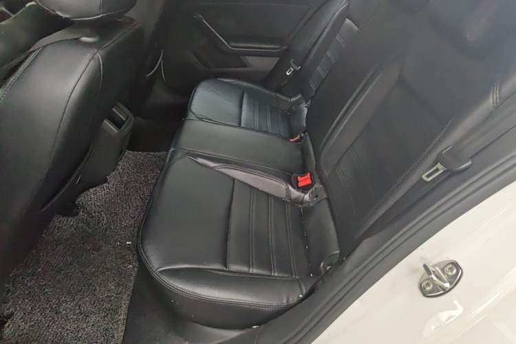 Used Volkswagen Lamando 2017 230TSI DSG Fashion Edition Left Rear Seat