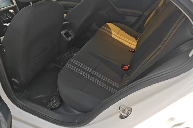 Used Volkswagen Lamando 2017 230TSI DSG Fashion Edition Left Rear Seat