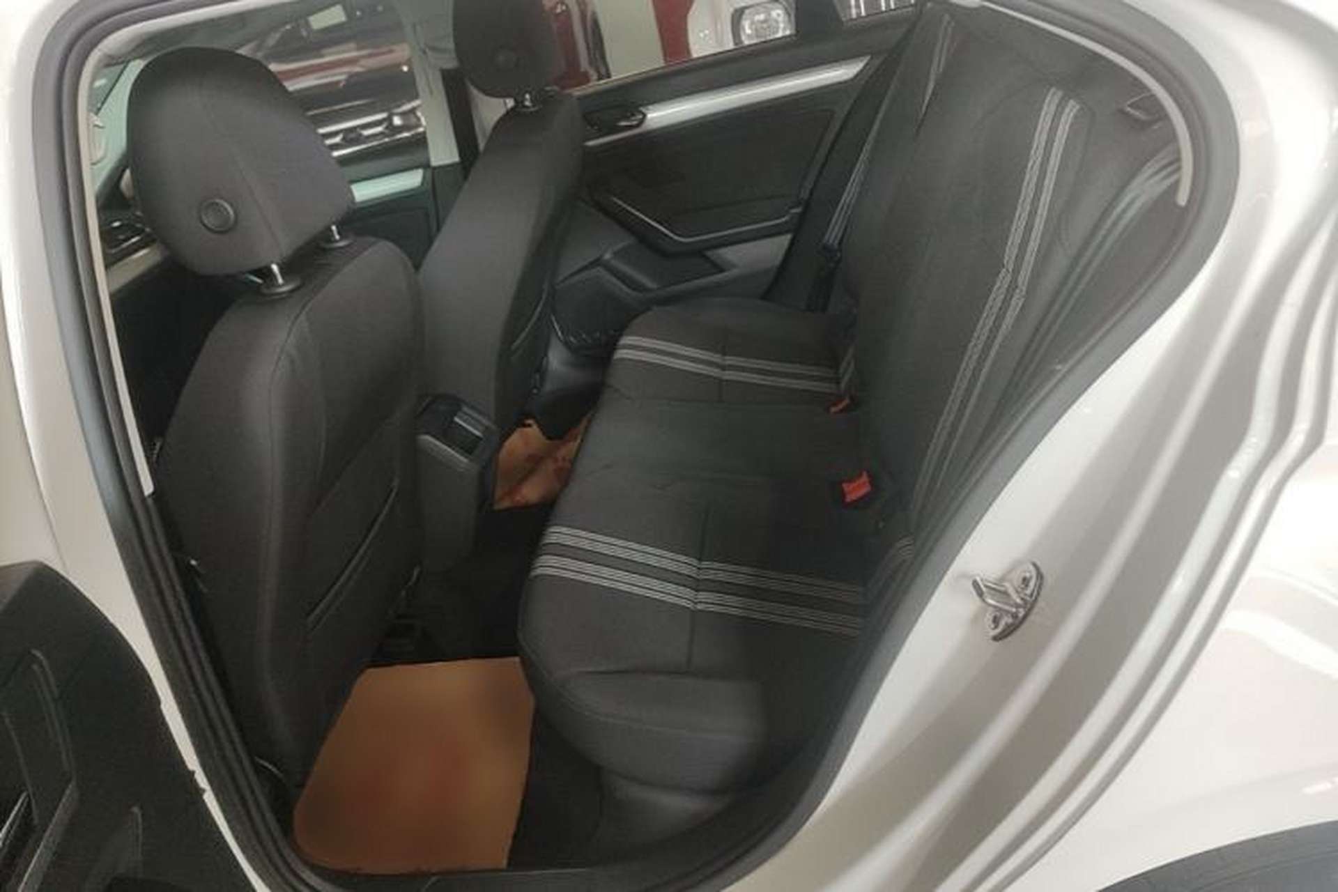 Used Volkswagen Lamando 2017 230TSI DSG Fashion Edition Left Rear Seat