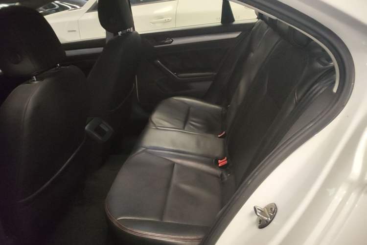 Used Volkswagen Lamando 2017 230TSI DSG Fashion Edition Left Rear Seat