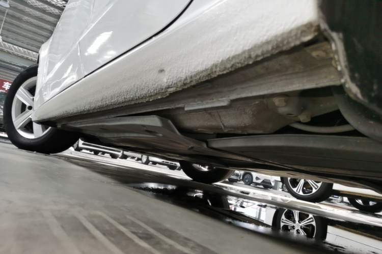 Used Volkswagen Lamando 2017 230TSI DSG Fashion Edition Left Side Sill