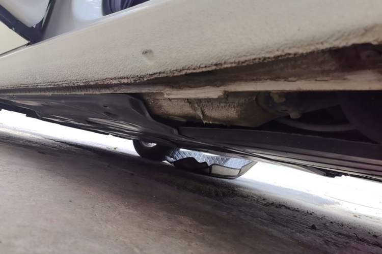Used Volkswagen Lamando 2017 230TSI DSG Fashion Edition Left Side Sill