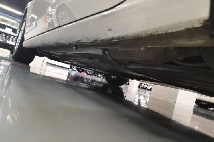 Used Volkswagen Lamando 2017 230TSI DSG Fashion Edition Left Side Sill
