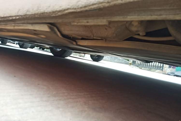 Used Volkswagen Lamando 2017 230TSI DSG Fashion Edition Left Side Sill