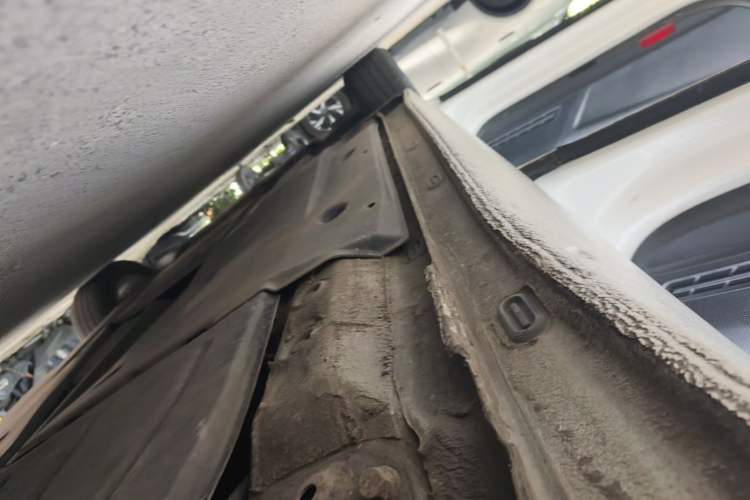 Used Volkswagen Lamando 2017 230TSI DSG Fashion Edition Left Side Sill