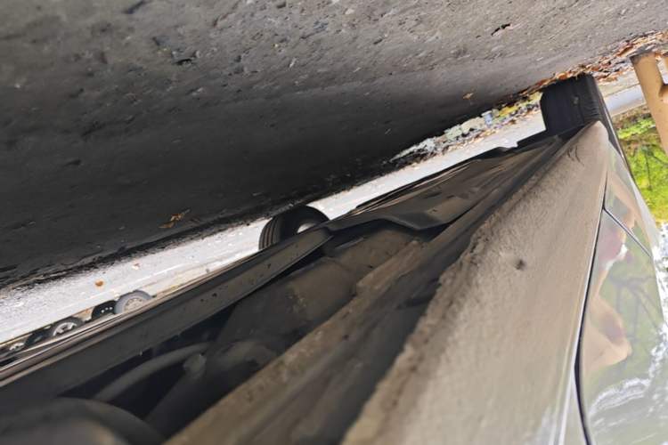 Used Volkswagen Lamando 2017 230TSI DSG Fashion Edition Left Side Sill