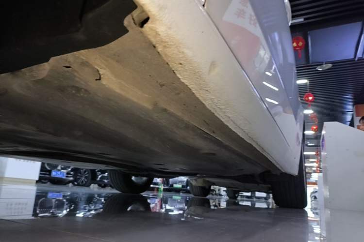 Used Volkswagen Lamando 2017 280TSI DSG Comfort Edition Left Side Sill