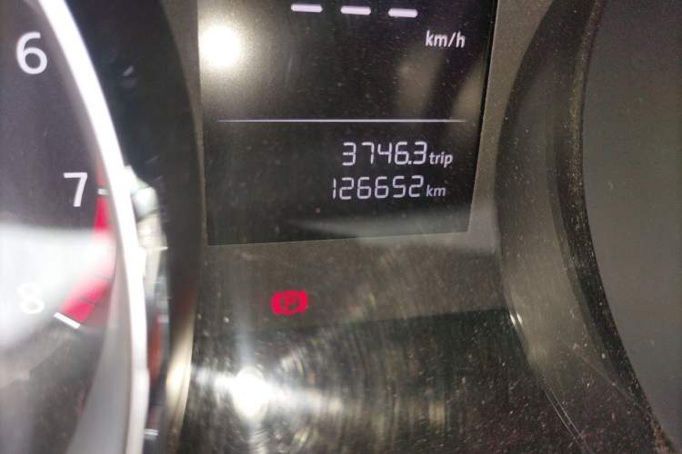 Used Volkswagen Lamando 2017 230TSI DSG Fashion Edition Odometer Close Up