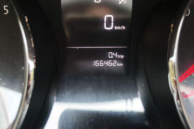 Used Volkswagen Lamando 2017 230TSI DSG Fashion Edition Odometer Close Up