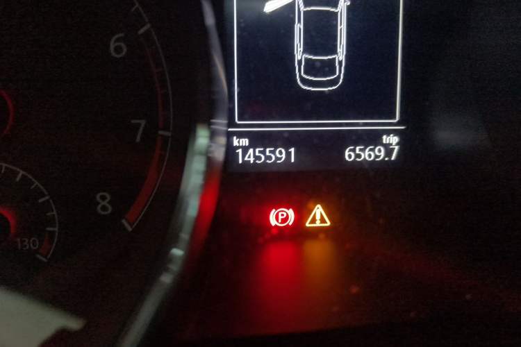Used Volkswagen Lamando 2017 280TSI DSG Comfort Edition Odometer Close Up