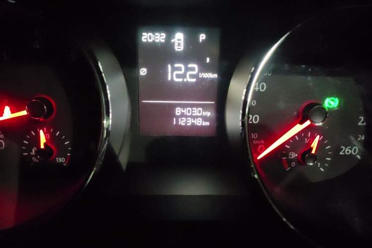 Used Volkswagen Lamando 2017 230TSI DSG Fashion Edition Odometer Close Up