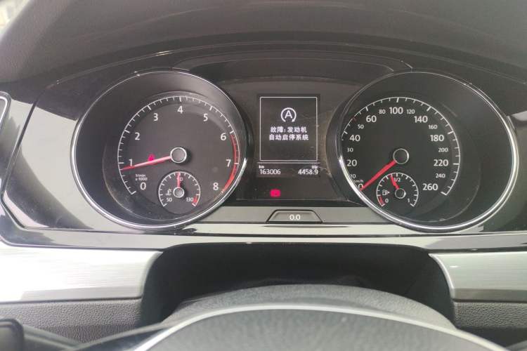 Used Volkswagen Lamando 2017 280TSI DSG Comfort Edition Odometer Close Up