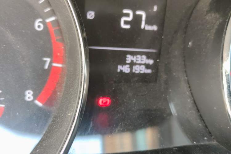 Used Volkswagen Lamando 2017 230TSI DSG Fashion Edition Odometer Close Up
