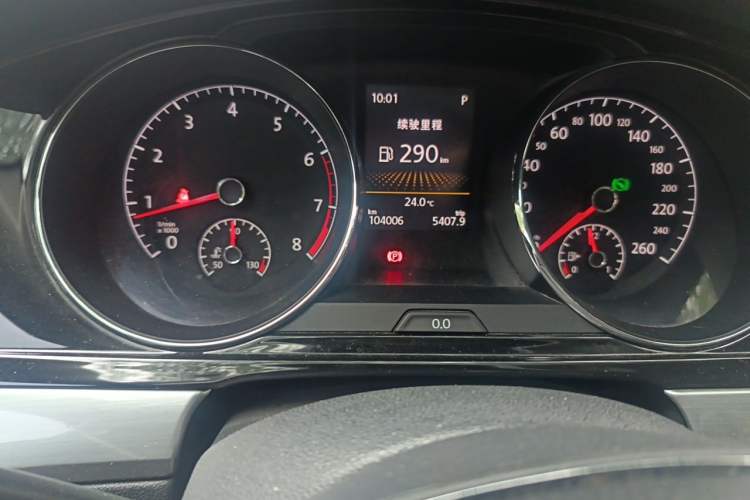 Used Volkswagen Lamando 2017 280TSI DSG Luxury Edition Odometer Close Up