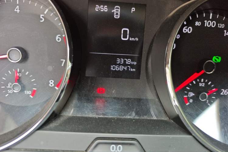 Used Volkswagen Lamando 2017 230TSI DSG Fashion Edition Odometer Close Up