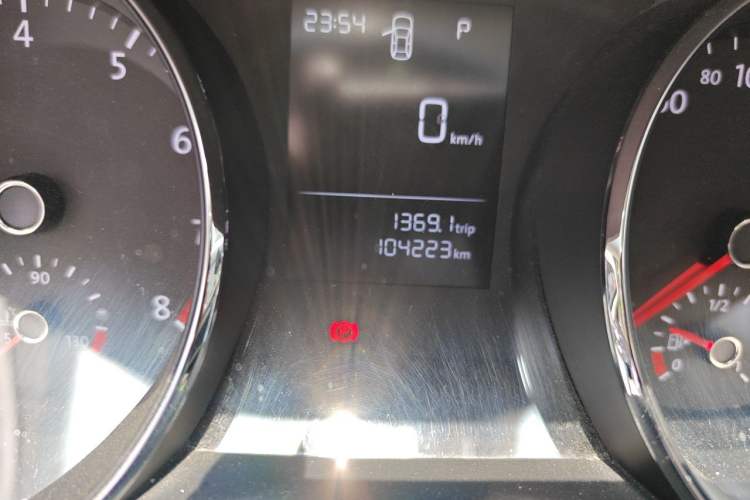 Used Volkswagen Lamando 2017 230TSI DSG Fashion Edition Odometer Close Up