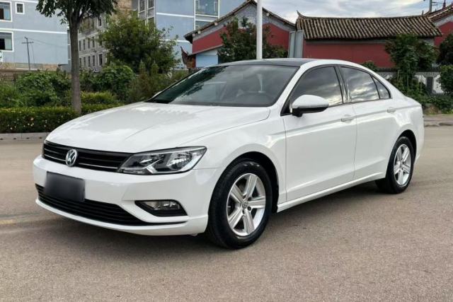 Used Volkswagen Lamando 2017 230TSI Manual Trend Edition