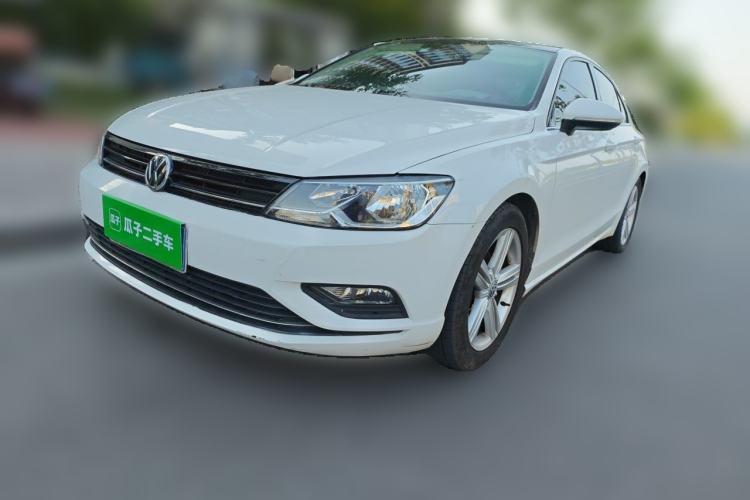 Used Volkswagen Lamando 2017 280TSI DSG Comfort Edition Guazi used car, China used car export, Used car for sale, Used  cars, Cheapest cars for sale