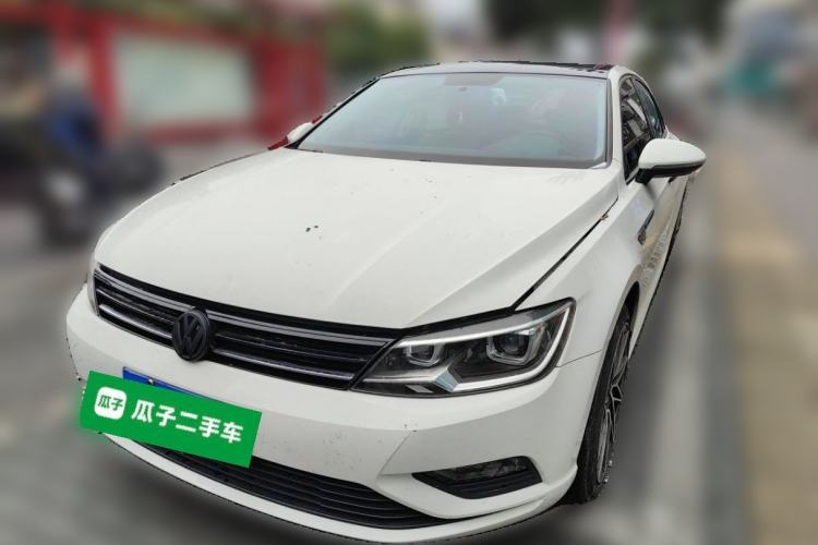 Used Volkswagen Lamando 2017 230TSI DSG Fashion Edition Guazi used car, China used car export, Used car for sale, Used  cars, Cheapest cars for sale