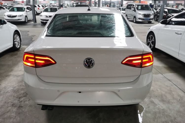 Used Volkswagen Lamando 2017 230TSI DSG Fashion Edition Rear