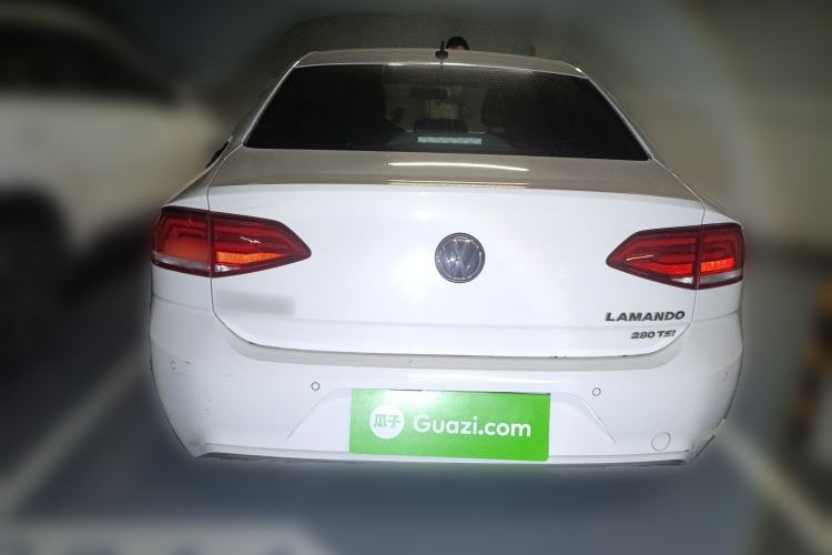 Used Volkswagen Lamando 2017 280TSI DSG Comfort Edition Rear