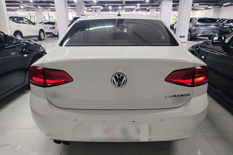 Used Volkswagen Lamando 2017 280TSI DSG Luxury Edition Rear