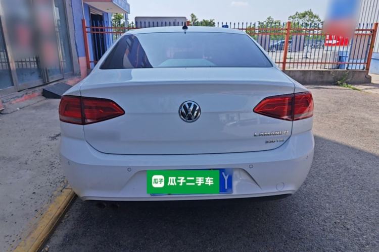 Used Volkswagen Lamando 2017 230TSI DSG Fashion Edition Rear