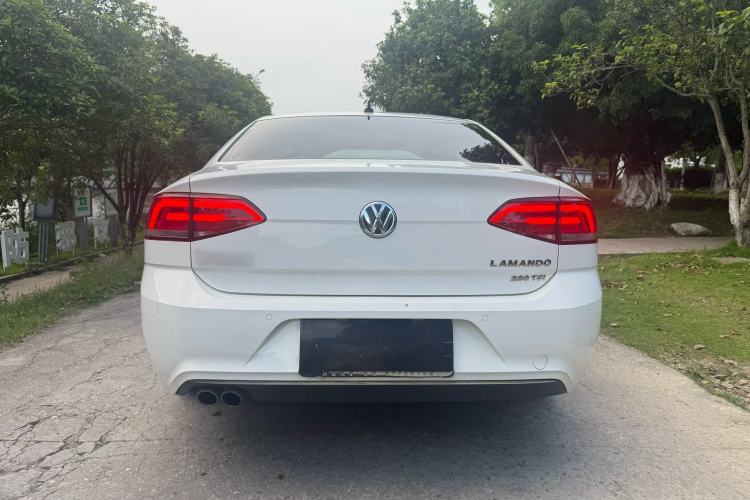 Used Volkswagen Lamando 2017 280TSI DSG Luxury Edition Rear