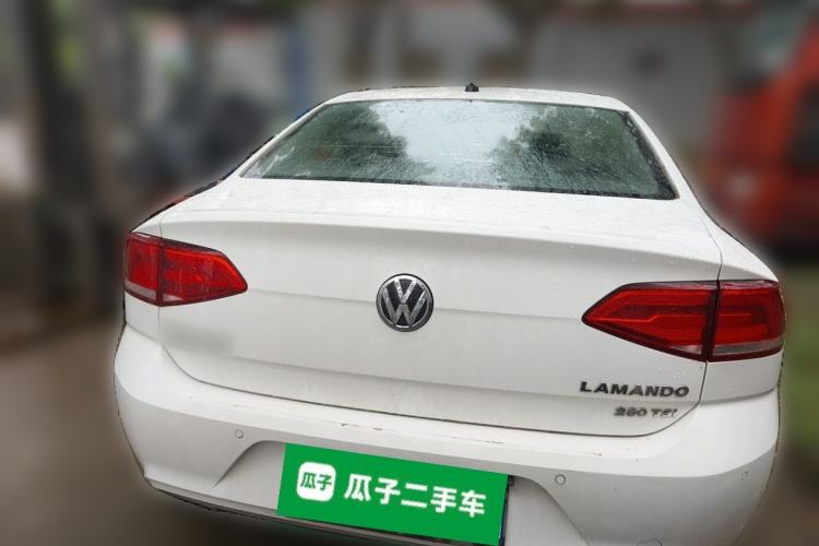 Used Volkswagen Lamando 2017 280TSI DSG Comfort Edition Rear