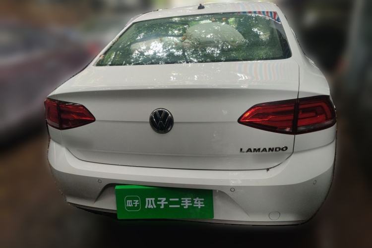 Used Volkswagen Lamando 2017 230TSI DSG Fashion Edition Rear