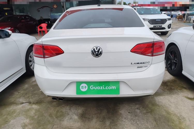 Used Volkswagen Lamando 2017 280TSI DSG Comfort Edition Rear