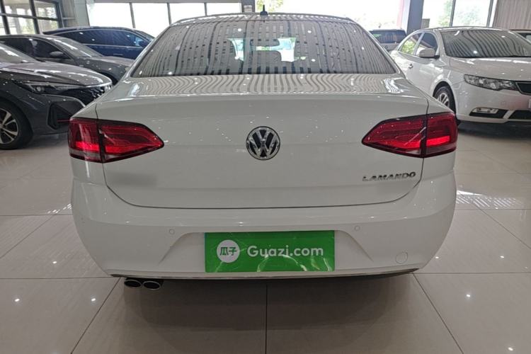 Used Volkswagen Lamando 2017 280TSI DSG Comfort Edition Rear