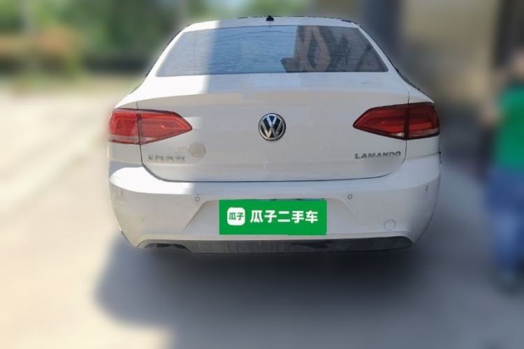 Used Volkswagen Lamando 2017 230TSI DSG Fashion Edition Rear