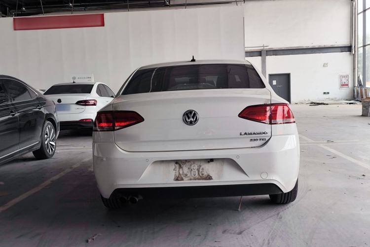 Used Volkswagen Lamando 2017 230TSI DSG Fashion Edition Rear