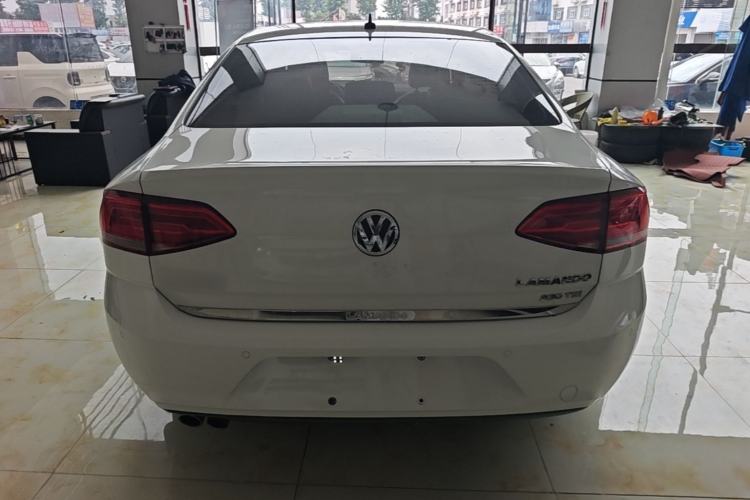 Used Volkswagen Lamando 2017 230TSI DSG Fashion Edition Rear
