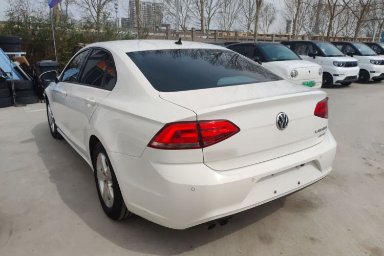 Used Volkswagen Lamando 2017 230TSI DSG Fashion Edition Rear Left 45 Deg