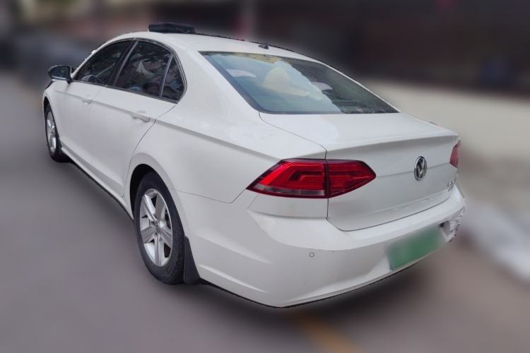 Used Volkswagen Lamando 2017 230TSI DSG Fashion Edition Rear Left 45 Deg