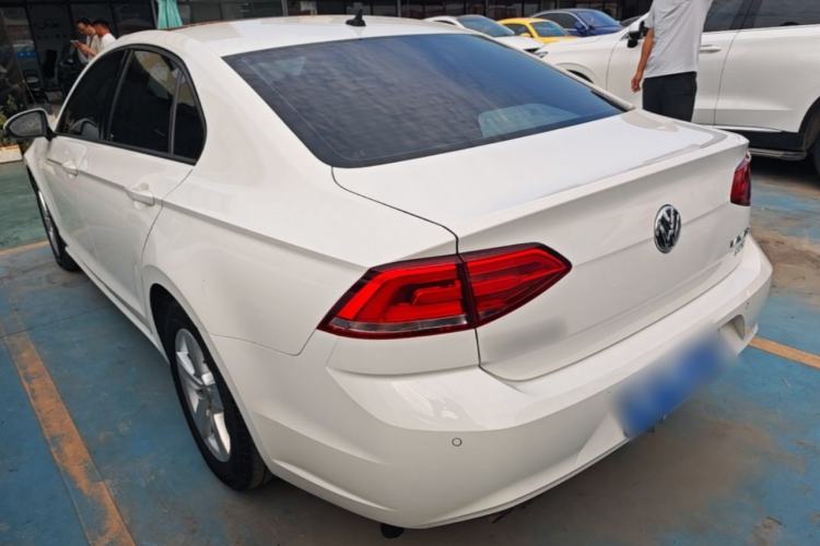 Used Volkswagen Lamando 2017 230TSI DSG Fashion Edition Rear Left 45 Deg