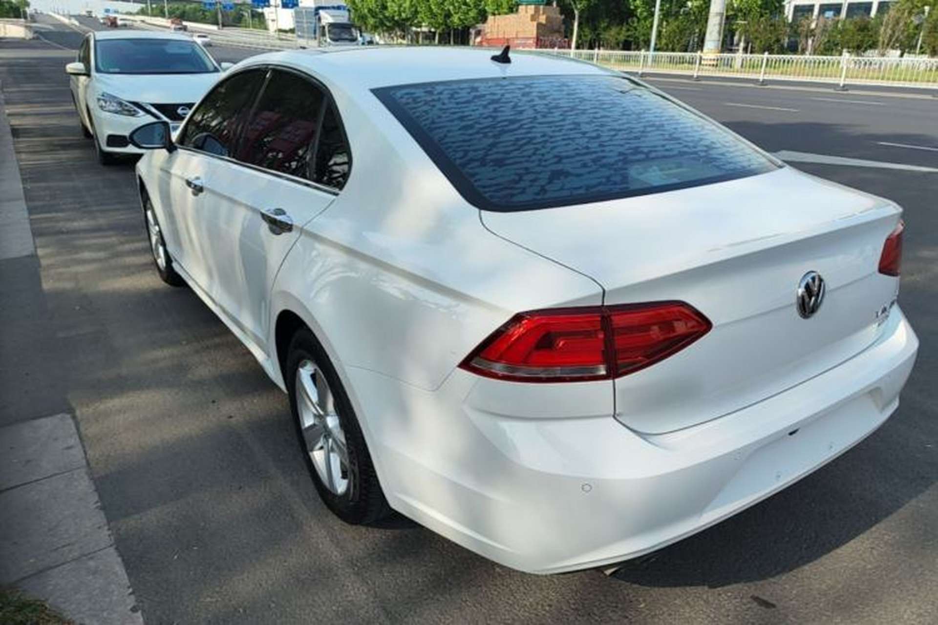 Used Volkswagen Lamando 2017 230TSI DSG Fashion Edition Rear Left 45 Deg