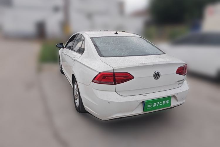 Used Volkswagen Lamando 2017 230TSI DSG Fashion Edition Rear Left 45 Deg