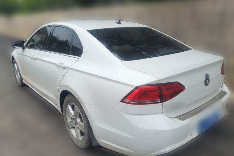Used Volkswagen Lamando 2017 230TSI Manual Trend Edition Rear Left 45 Deg