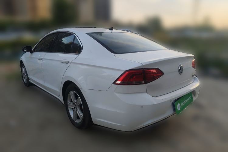 Used Volkswagen Lamando 2017 230TSI DSG Fashion Edition Rear Left 45 Deg