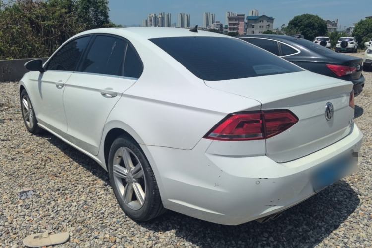 Used Volkswagen Lamando 2017 280TSI DSG Comfort Edition Rear Left 45 Deg