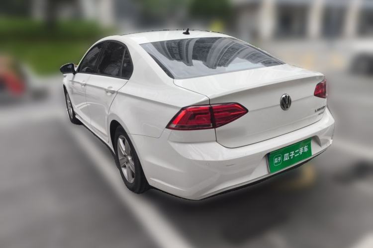 Used Volkswagen Lamando 2017 230TSI DSG Fashion Edition Rear Left 45 Deg