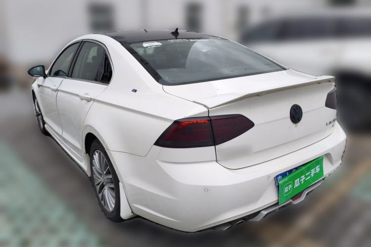 Used Volkswagen Lamando 2017 230TSI DSG Fashion Edition Rear Left 45 Deg