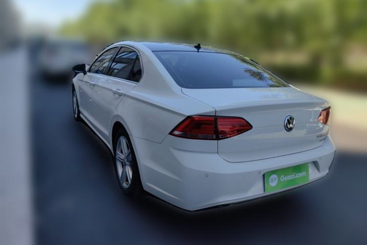 Used Volkswagen Lamando 2017 280TSI DSG Comfort Edition Rear Left 45 Deg